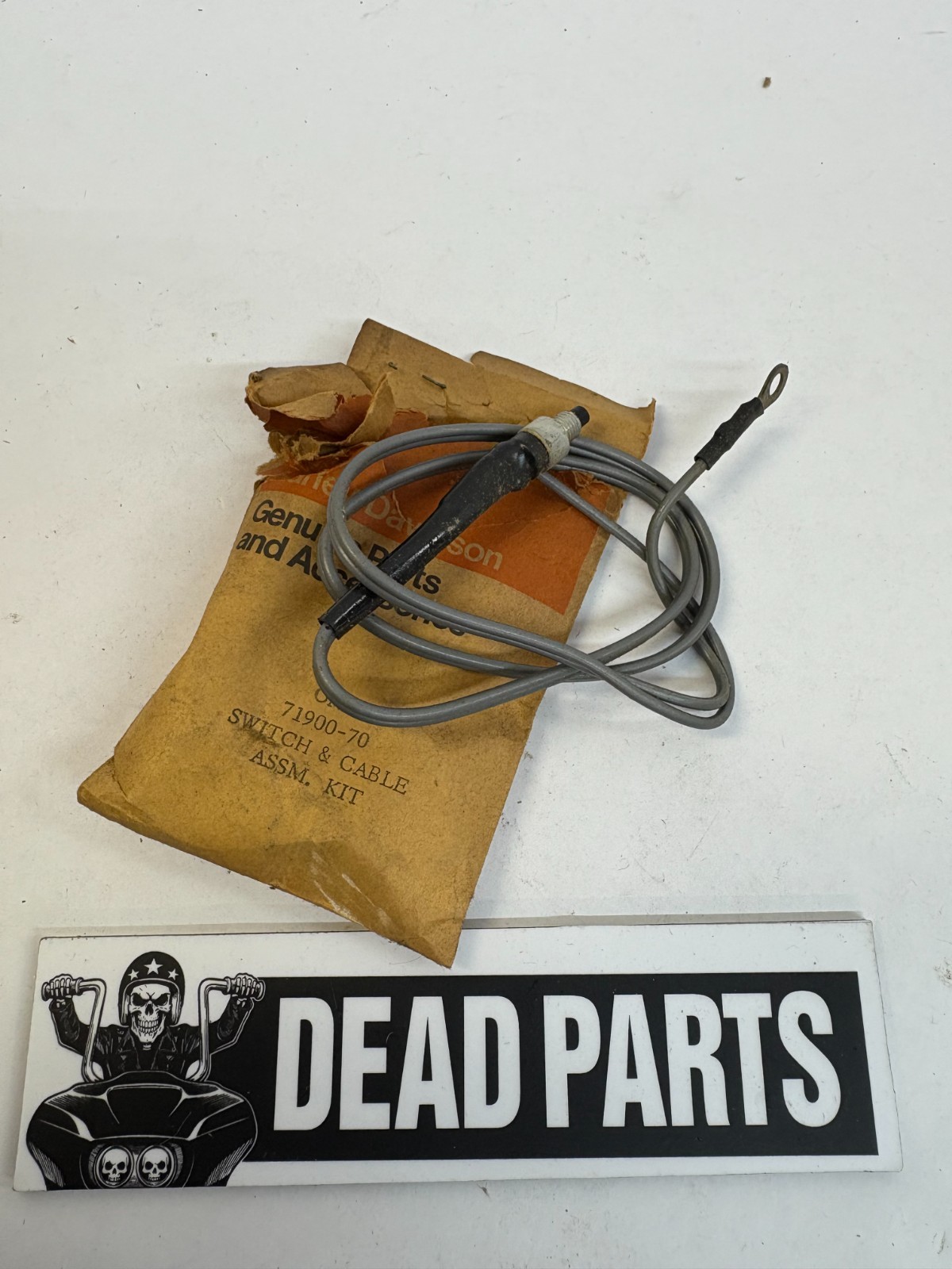 Harley NOS OEM 71900-70 brake switch w/ wiring harness cable kit Harley NOS OEM 71900-70 brake switch w/ wiring harness cable kit