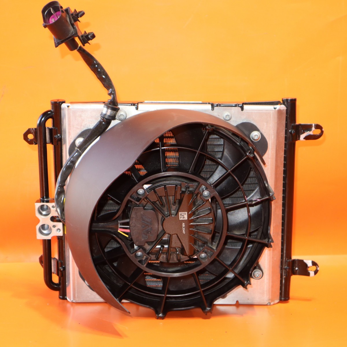 LAMBORGHINI AVENTADOR SV FAN CONDENSOR COOLING 2019 2020 2022 470 965 521 A