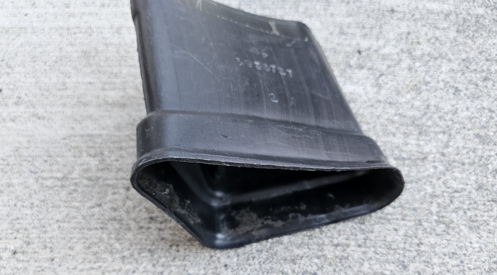 70 71 72 CHEVELLE MONTE CARLO AIR CONDITIONER TRANSITION DUCT CONNECTOR 3973727