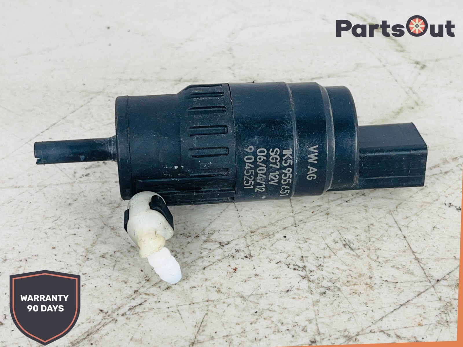 1999-2023 VOLKSWAGEN JETTA FRONT WINDOW WASHING PUMP OEM 1999-2023 VOLKSWAGEN JETTA FRONT WINDOW WASHING PUMP OEM