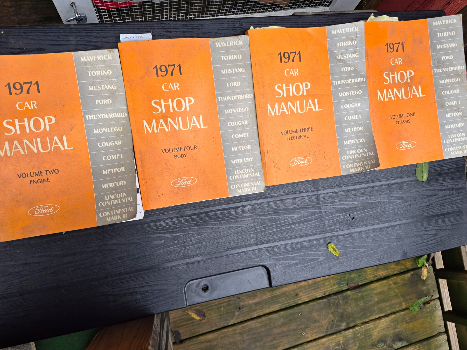 Set 1971 Ford  Car Shop Manuals Volumes 1-4 Complete Cover Wear Pages Complete