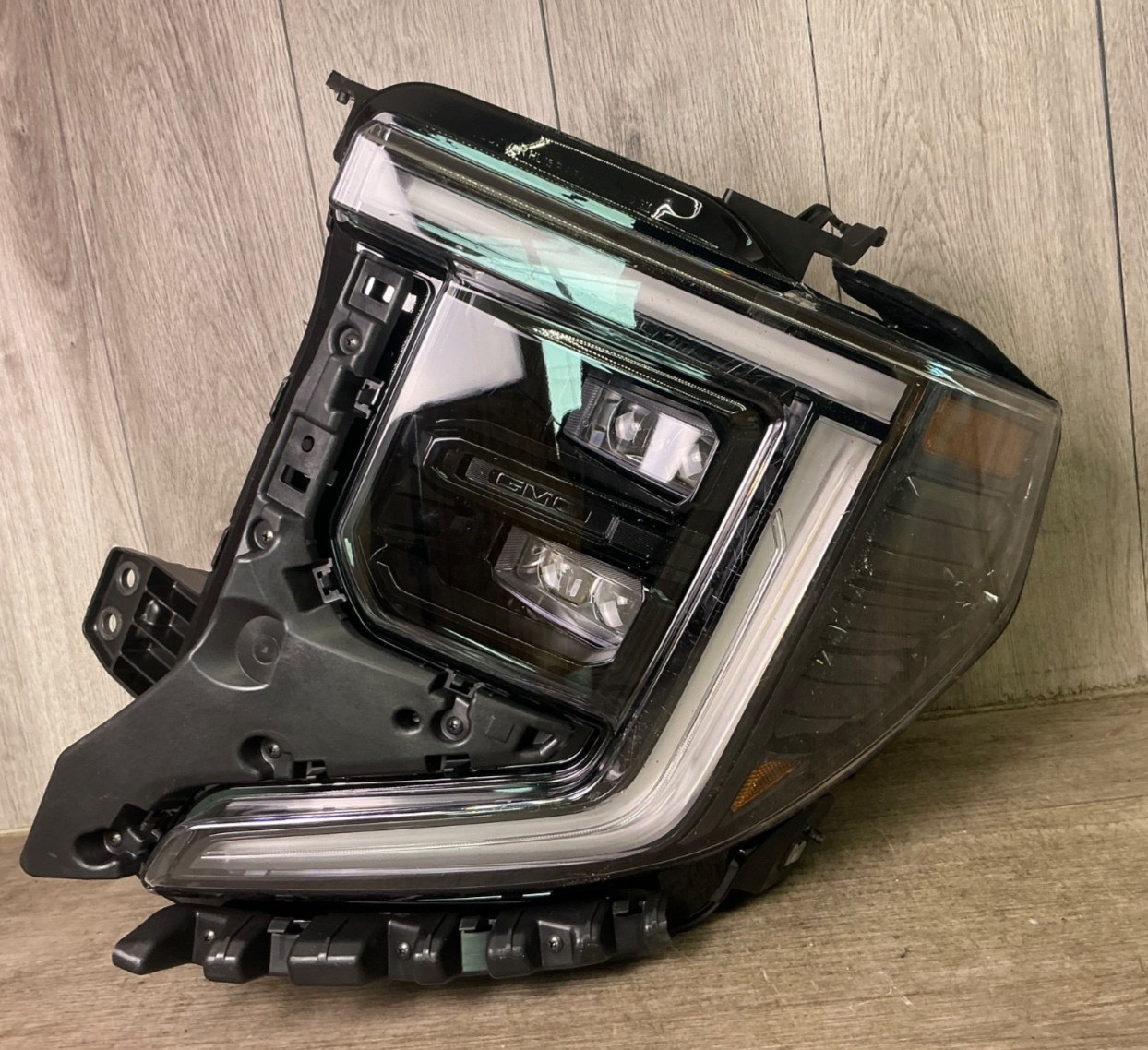 2022-2024 GMC SIERRA 1500 LH DRVER HEAD LIGHT ASSY OEM PART 85049926