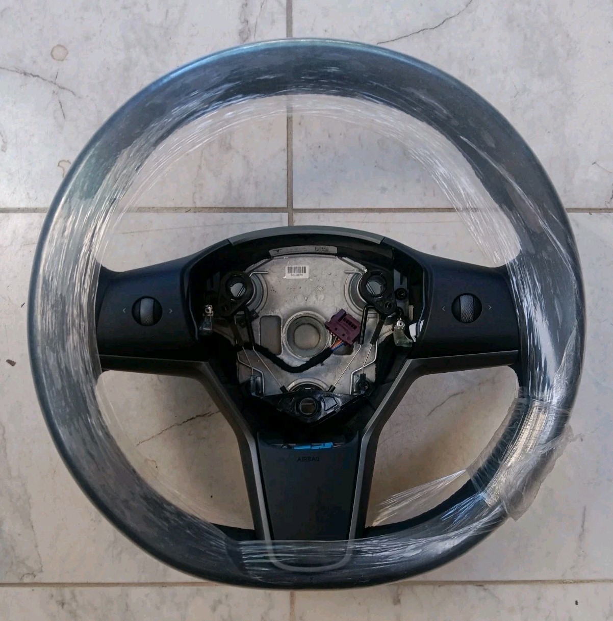 TESLA MODEL 3 Y STEERING WHEEL 2017- 2024 OEM Brand New TESLA MODEL 3 Y STEERING WHEEL 2017- 2024 OEM Brand New