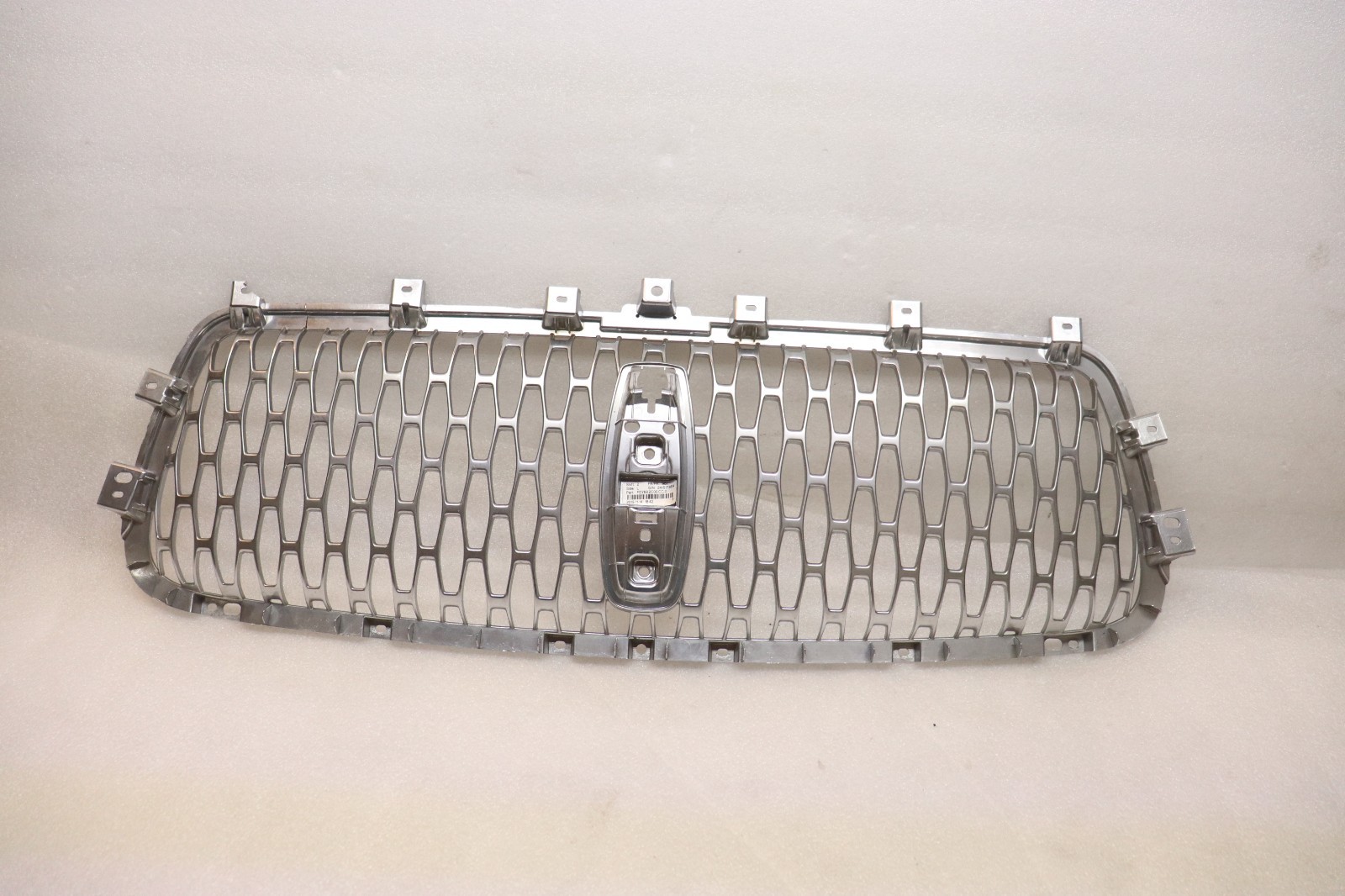 2020-2022 LINCOLN CORSAIR GRILLE OEM FRONT BUMPER GRILL LJ7B-8150-ABW OEM 2020-2022 LINCOLN CORSAIR GRILLE OEM FRONT BUMPER GRILL LJ7B-8150-ABW OEM