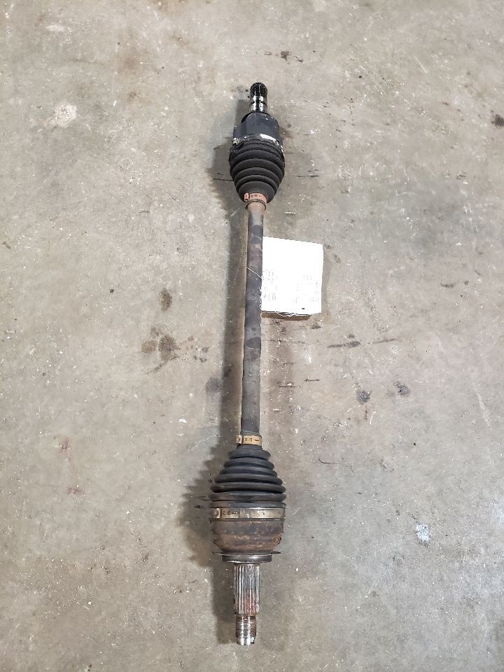 Axle Shaft Front Axle 2.0L Sedan Thru VIN 016709 Fits 12-14 IMPREZA OEM 1446239