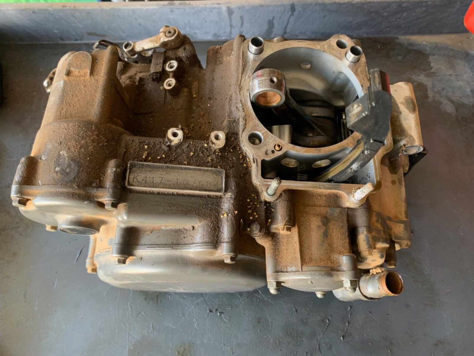 00-23 SUZUKI DRZ400 DRZ400E DRZ 400E OEM ENGINE MOTOR CRANKCASE BOTTOM END GOOD 00-23 SUZUKI DRZ400 DRZ400E DRZ 400E OEM ENGINE MOTOR CRANKCASE BOTTOM END GOOD