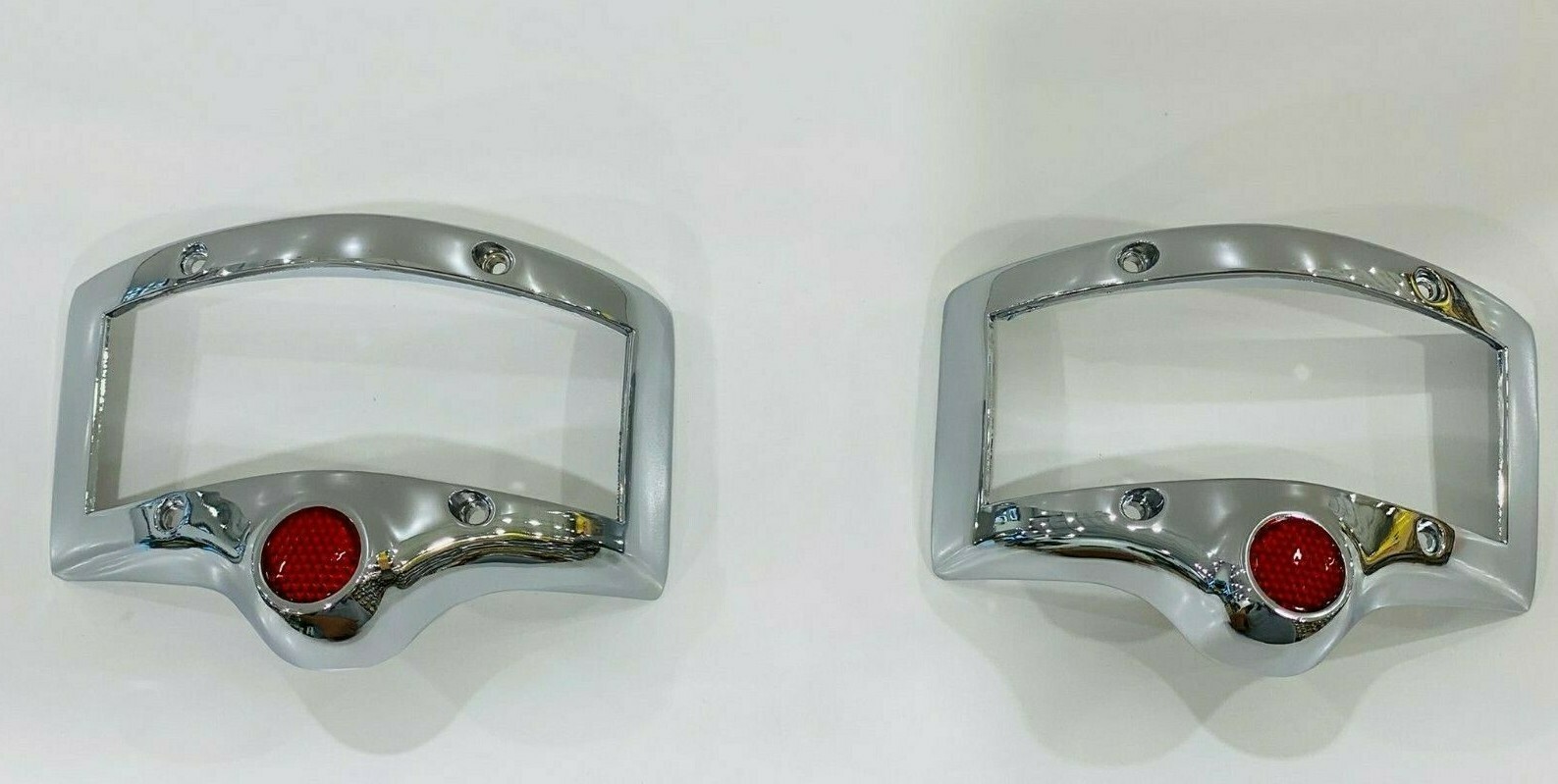 TAIL LIGHT BEZEL HOUSING CHROME MOLDING PAIR .Fits 1950 1951 1952 PLYMOUTH