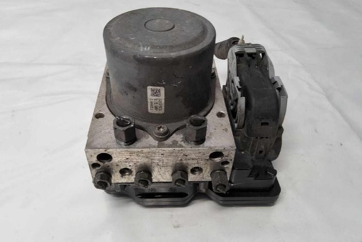 2018-2019 Nissan Kicks 1.6L ABS Anti-Lock Brake Pump Module Assembly Oem