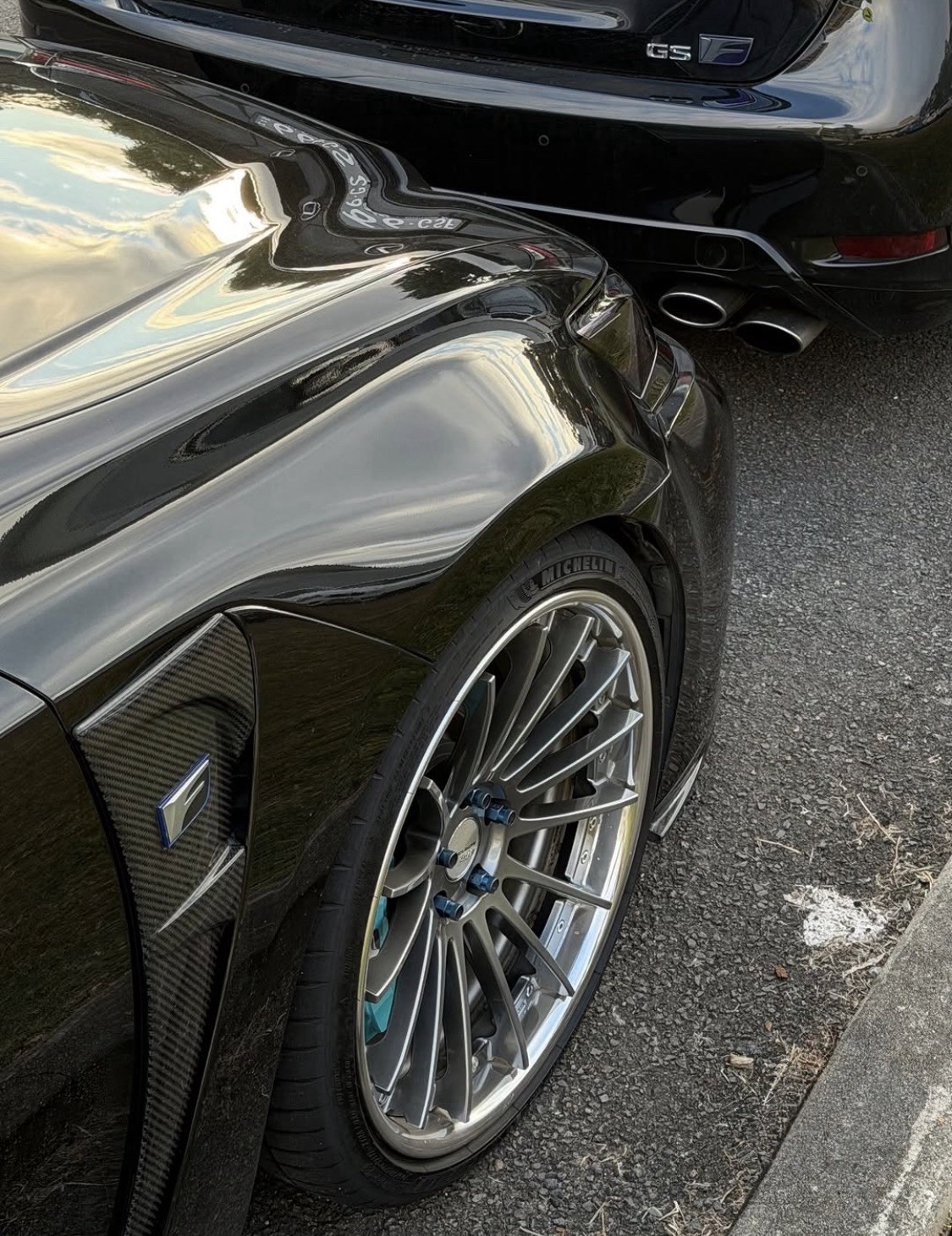 Carbon Fiber Novel Style Fender Ducts / Vents For Lexus GSF URL10 16-20