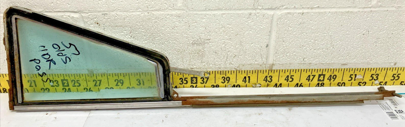 Used OEM GM RH Passenger Wing Vent Window 1957 Oldsmobile 4 Door (VG102)