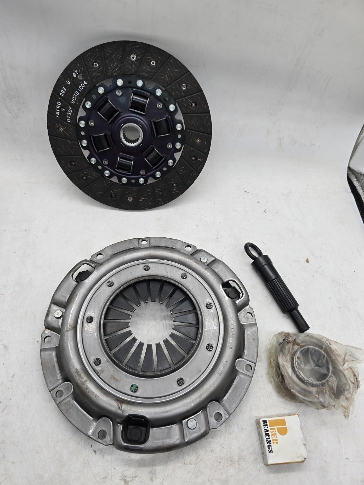 Daikin Clutch Kit 10044 For 1990 - 1995 Mazda Protege 1.8L 4WD DOHC