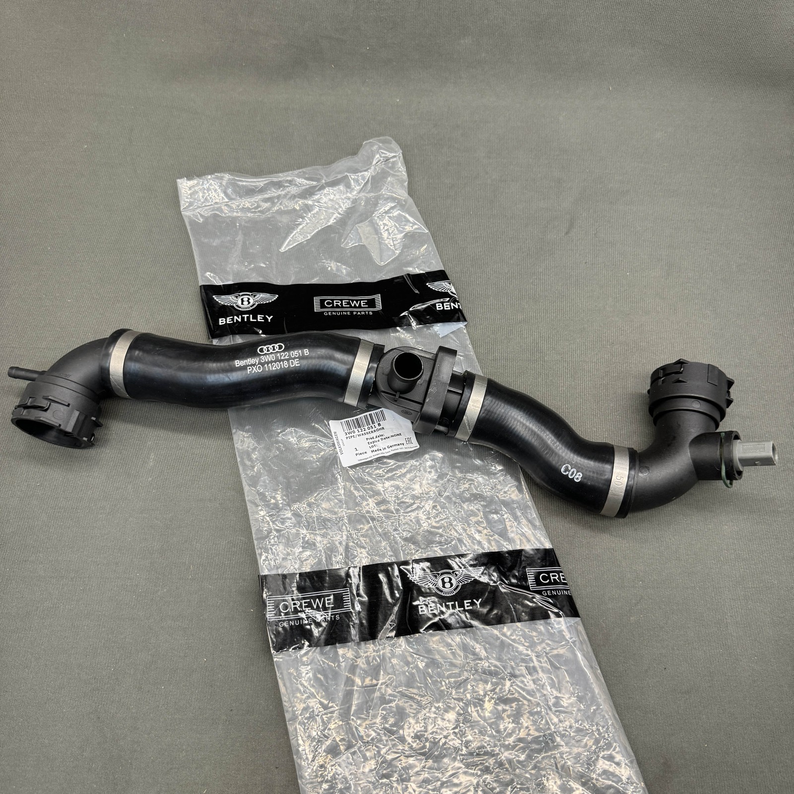 Coolant Water Hose Tube Pipe 3W0122051B for Bentley Continental Flying Spur GTC Coolant Water Hose Tube Pipe 3W0122051B for Bentley Continental Flying Spur GTC