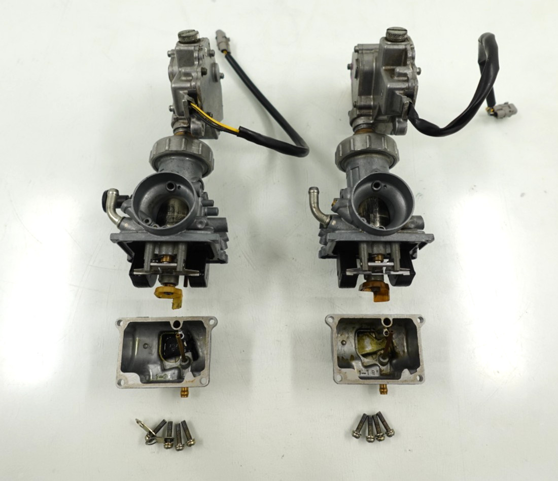 VERY NICE 1995-2006 Yamaha Banshee 350 OEM Mikuni Carburetors & TORS Switches