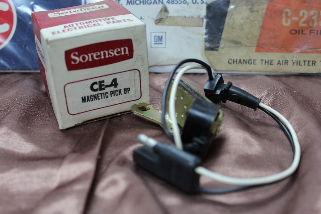 VINTAGE NOS SORENSEN CE-4 MAGNETIC PICK UP ELECTRONIC IGNITION 6 CYLINDER (JS-5) VINTAGE NOS SORENSEN CE-4 MAGNETIC PICK UP ELECTRONIC IGNITION 6 CYLINDER (JS-5)