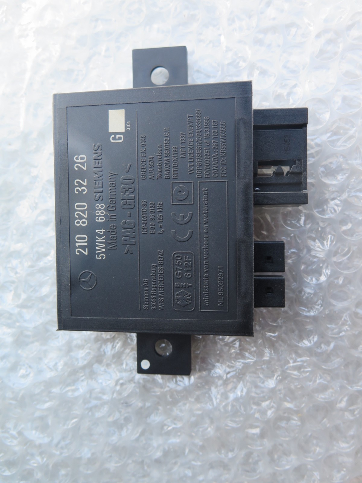 NOS OEM 96-99 MBZ W140 C140 CL-CLASS ANTI THEFT LOCKING CONTROL MODULE (2D1-1)