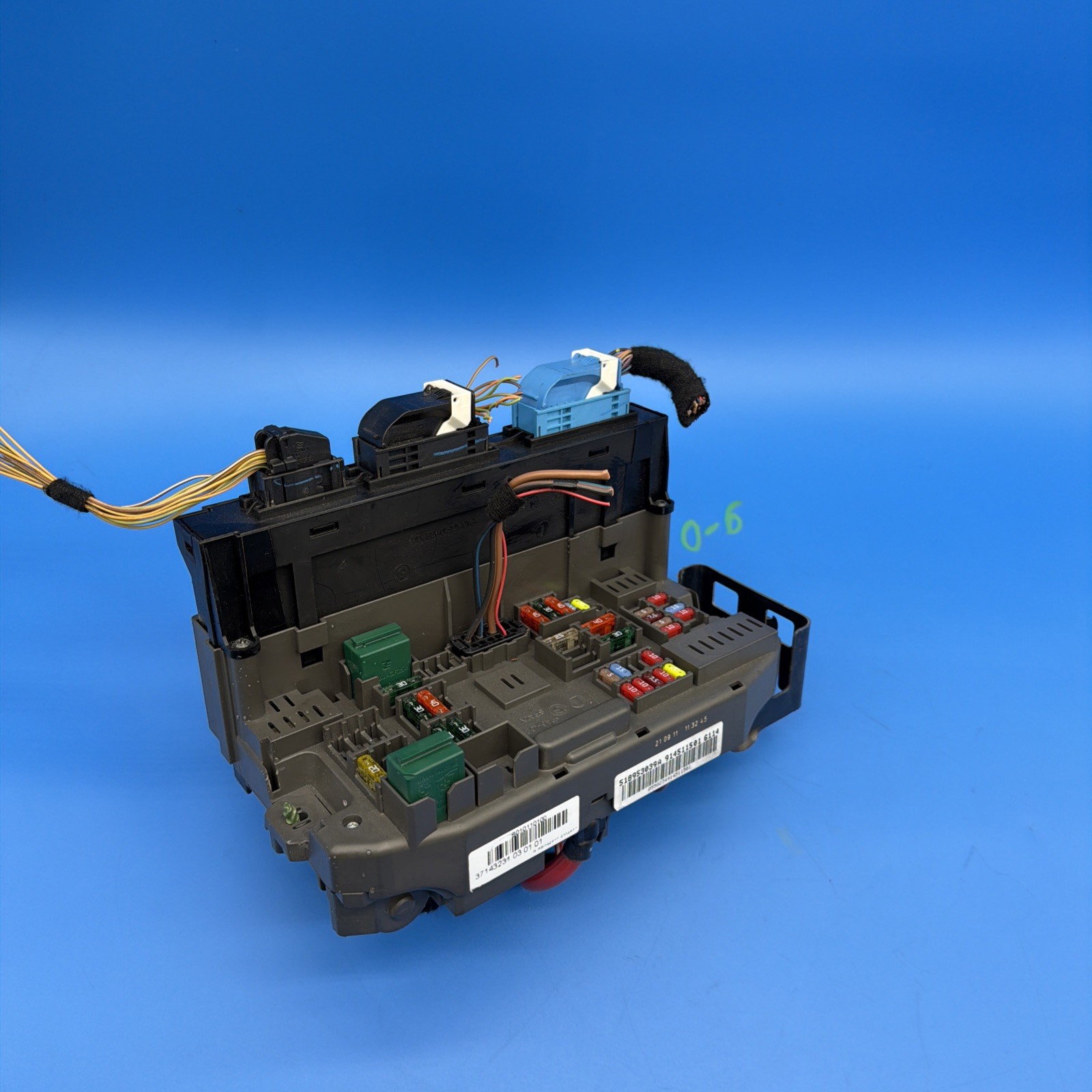 08-14 BMW E70 X5 E71 X6 N63B44 Power Distribution Cabin Relay Fuse Box OEM 08-14 BMW E70 X5 E71 X6 N63B44 Power Distribution Cabin Relay Fuse Box OEM