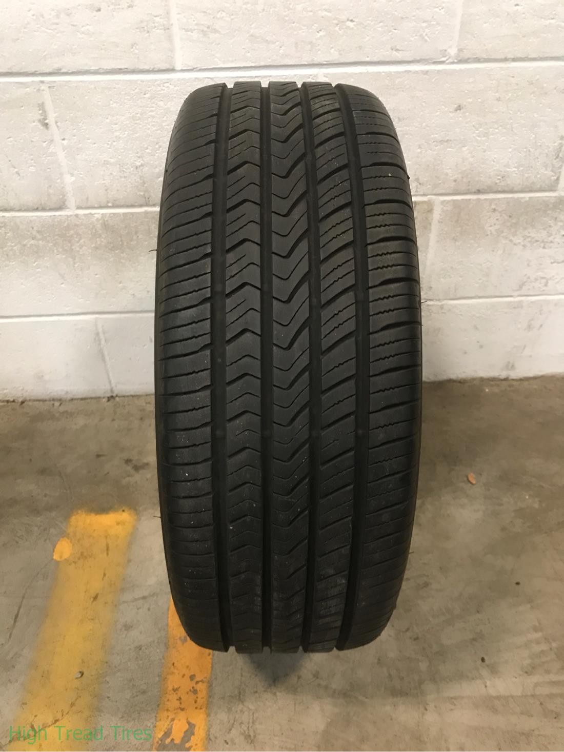 1x P215/55R17 Toyo Ultra Z900 8/32 94 V Used Tire 2155517