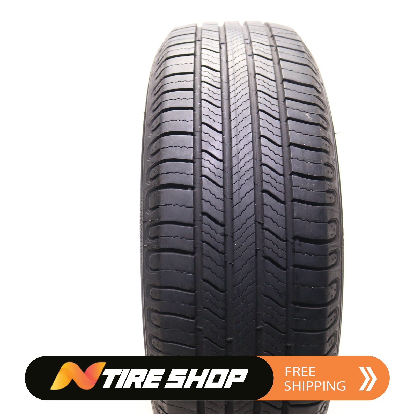 Set of 2 Used 225/65R17 Michelin Defender 2 - 102H - 9-9.5/32 Set of 2 Used 225/65R17 Michelin Defender 2 - 102H - 9-9.5/32