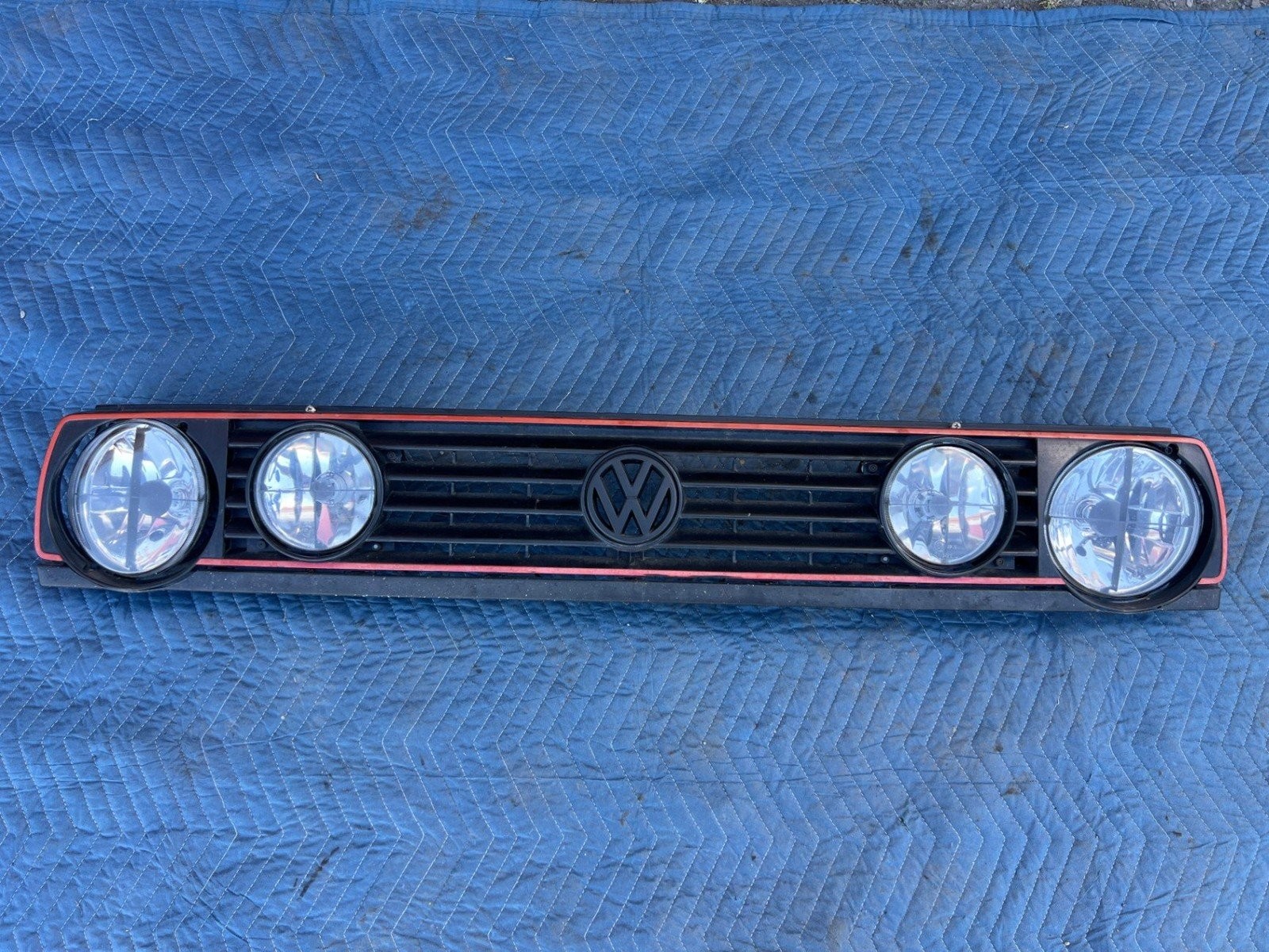 1985-1992 VW Golf Grille Red Stripe w/ Headlights Assembly OEM #6200EM