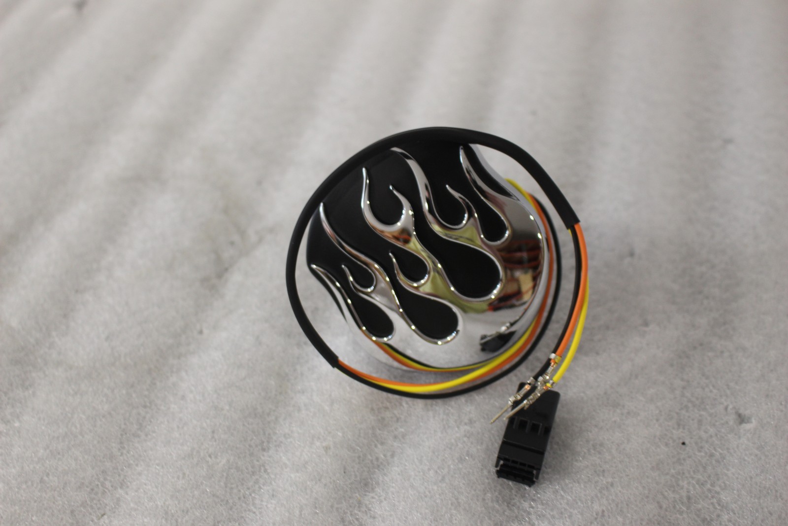 75345-10A NEW OEM HARLEY-DAVIDSON LED FUEL GAUGE MIDNIGHT FLAMES SOFTAIL DYNA