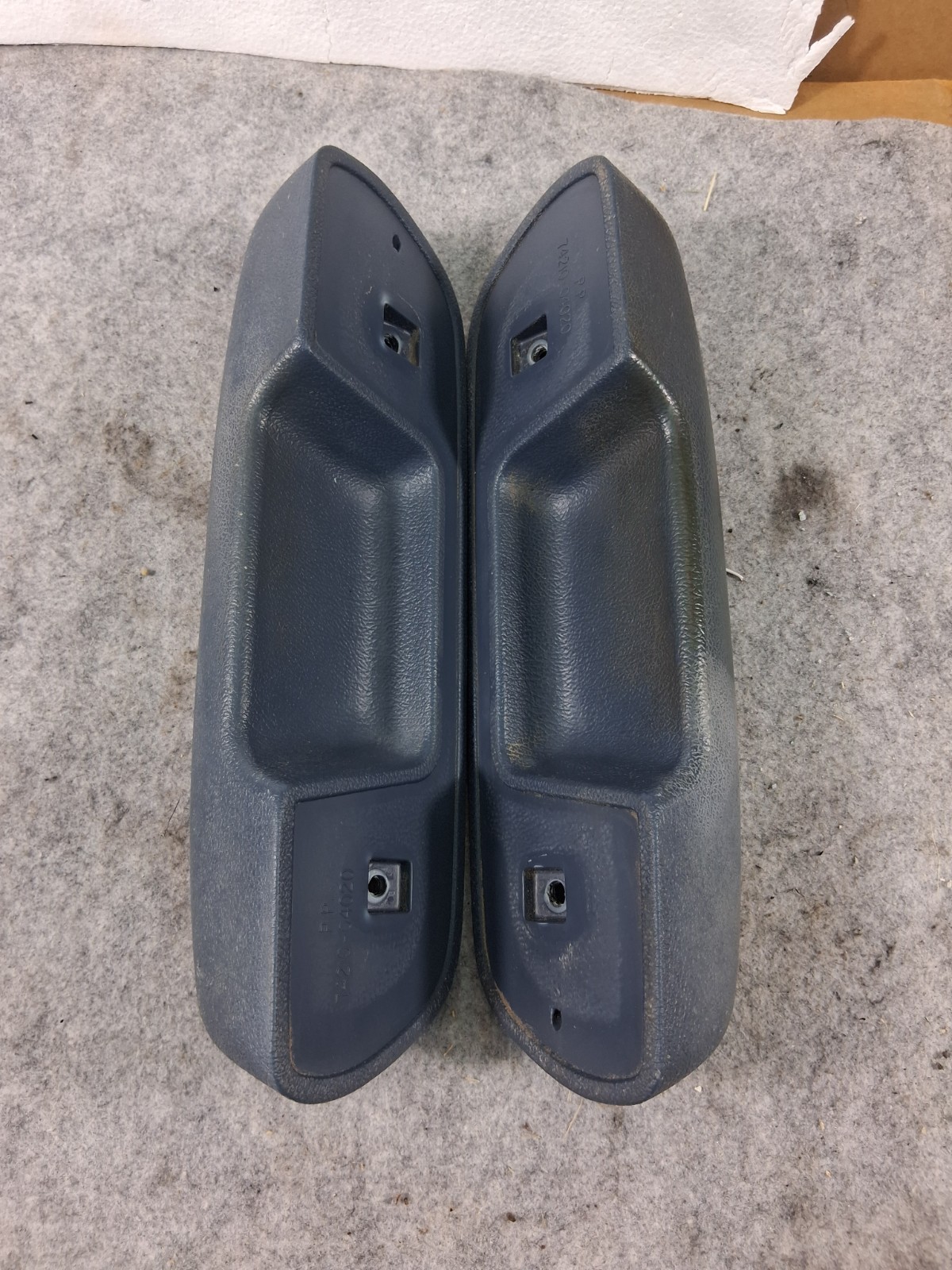 89-04 TOYOTA TACOMA PICKUP DOOR ARM REST PULL LEFT RIGHT DRIVER PASSENGER BLUE