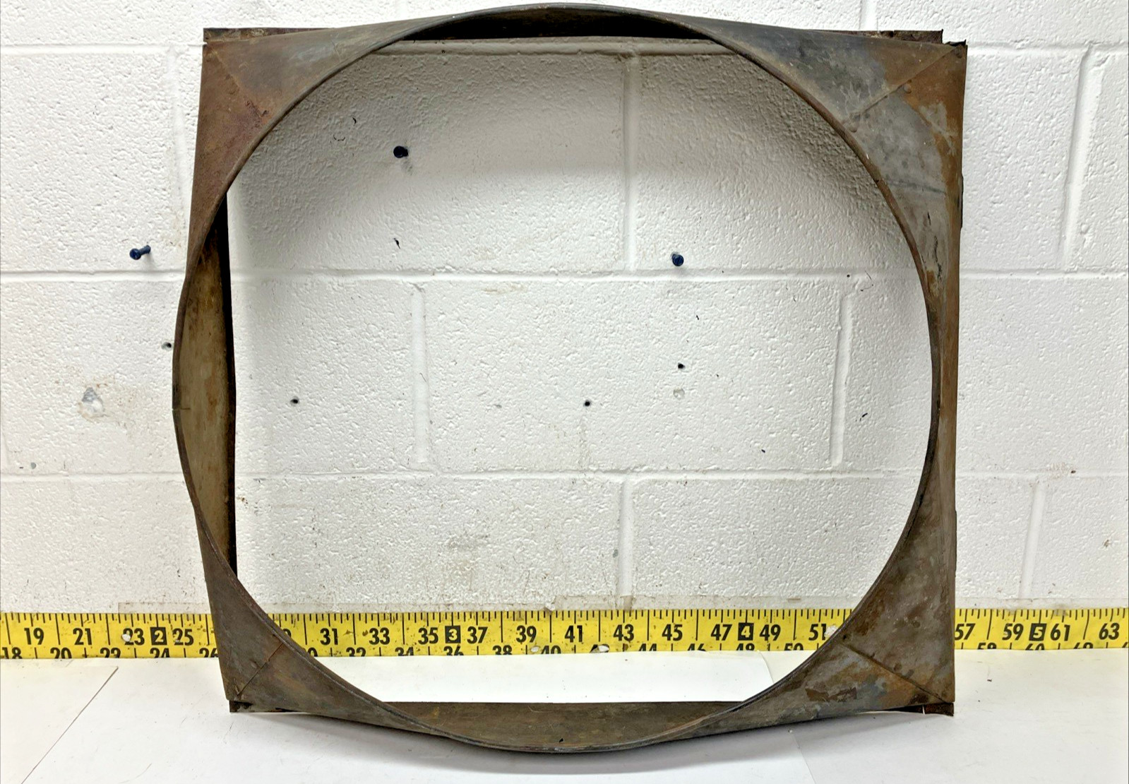 OEM GM Full Size AC Metal Fan Shroud 1958-1962 Chevrolet Bel Air/Biscayne (BM26)