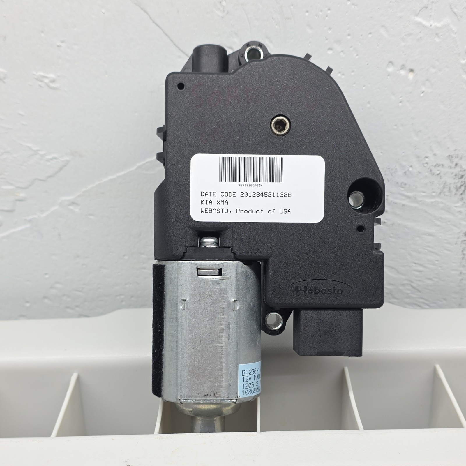 Kia Sorento Panoramic Sunroof Glass Drive Motor OEM 2011-2013 Webasto. As is.