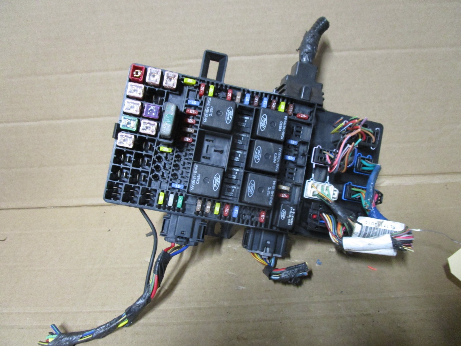 03-06 Ford Expedition Interior Cabin Fuse Box Body Control Module 5l1t14a067ac