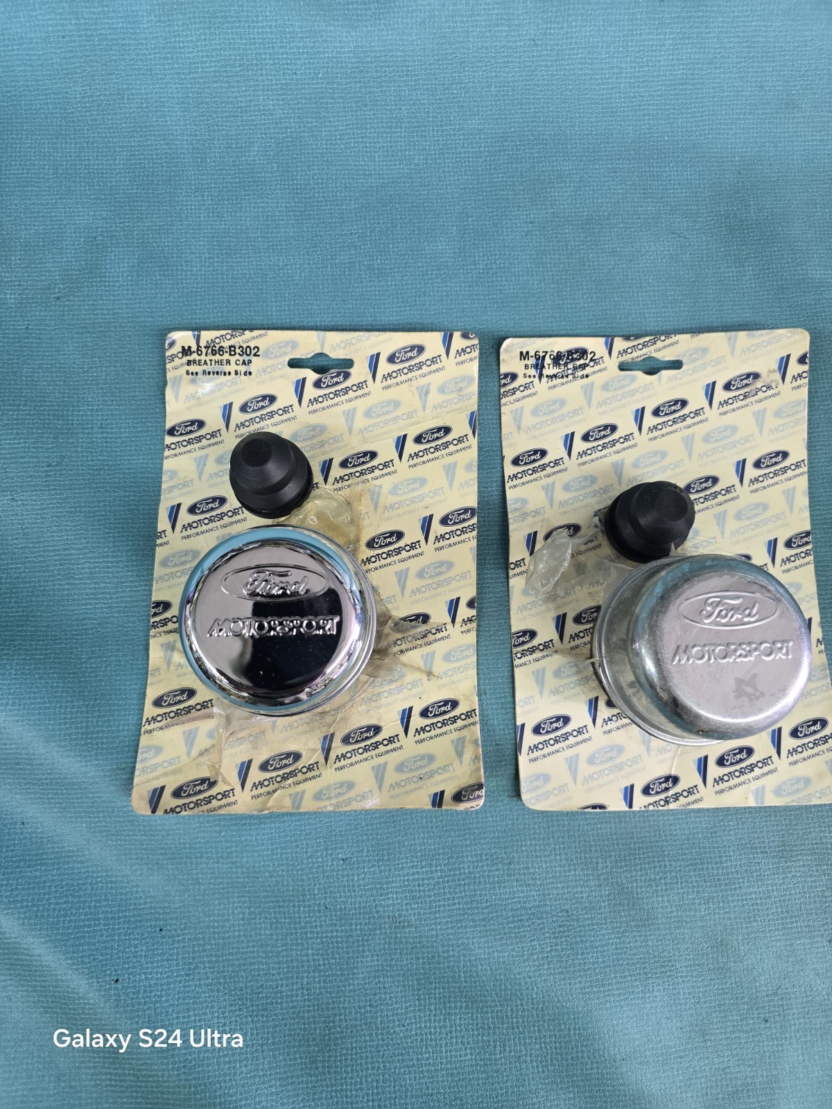 PAIR OF NOS FORD MOTORSPORT CHROME VALVE COVER BREATHERS NEW VINTAGE OIL CAP