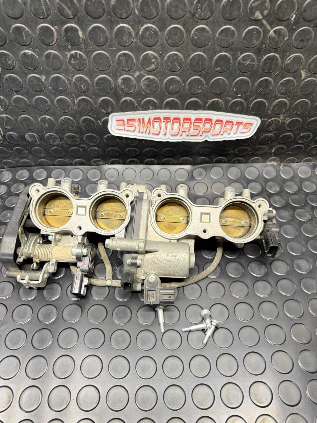 2012 09-14 Yamaha YZF R1 Throttle Body Bodies Throttle Position 2929 Miles
