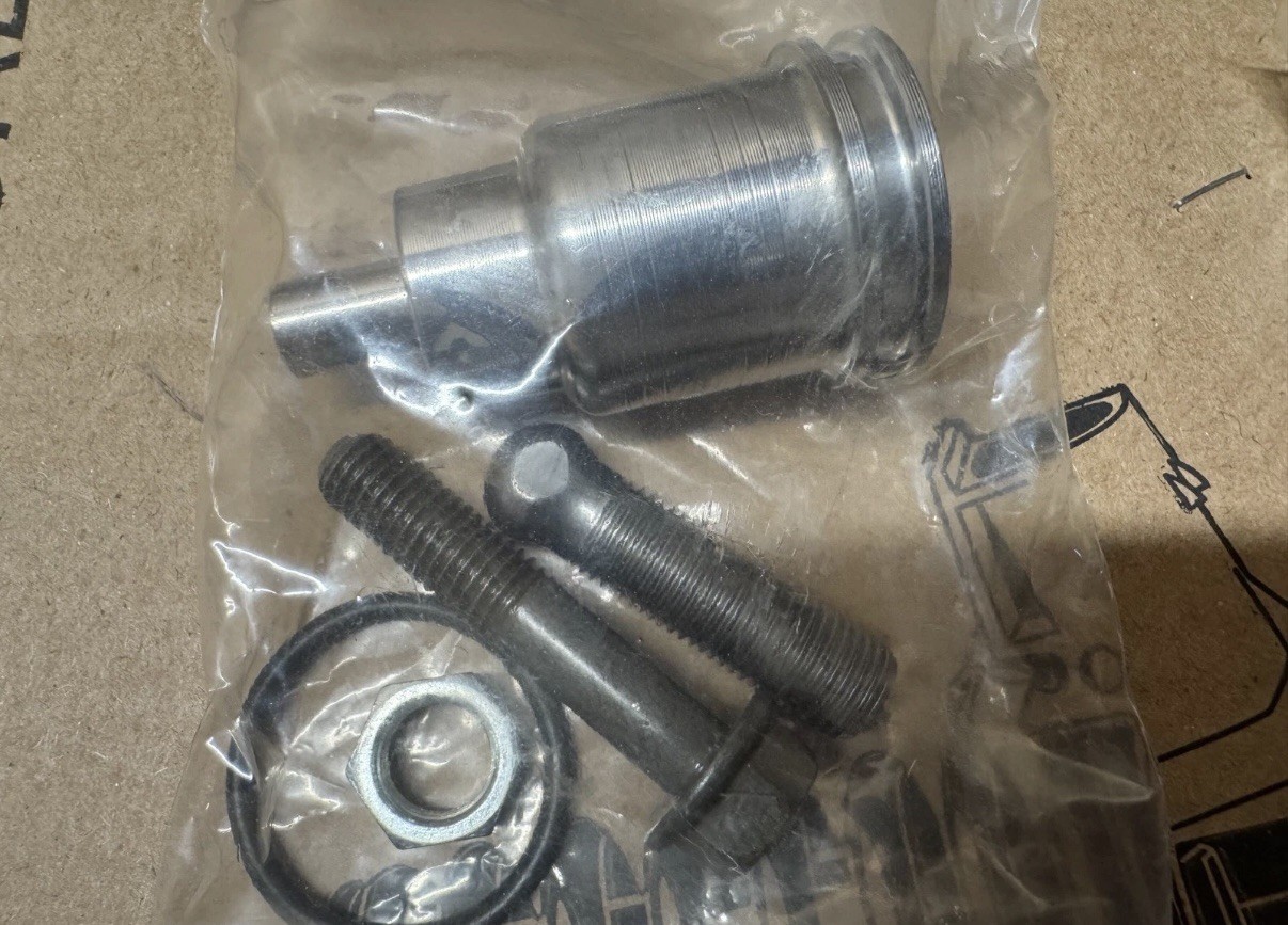 Genuine OEM Volvo D13 injector steel sleeve kit 3+3 pumping 85023418
