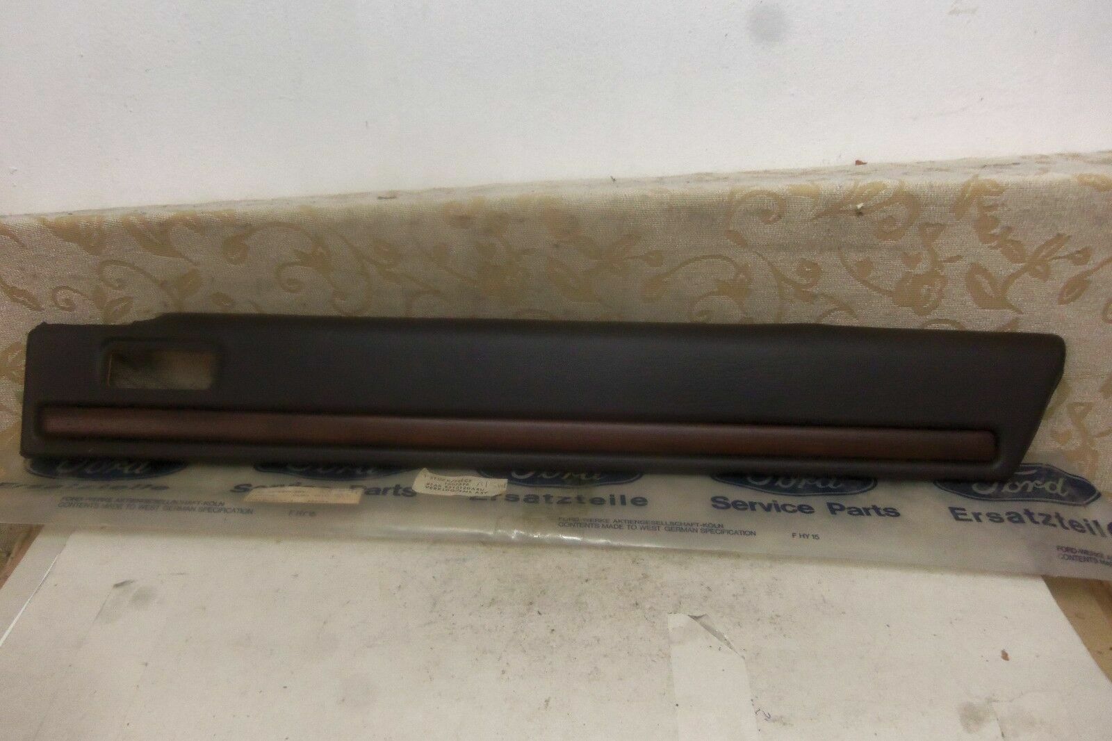 NOS GENUINE FORD ESCORT Mk3 MkIII DOOR PANEL # 81AB B31012DARU/1607396
