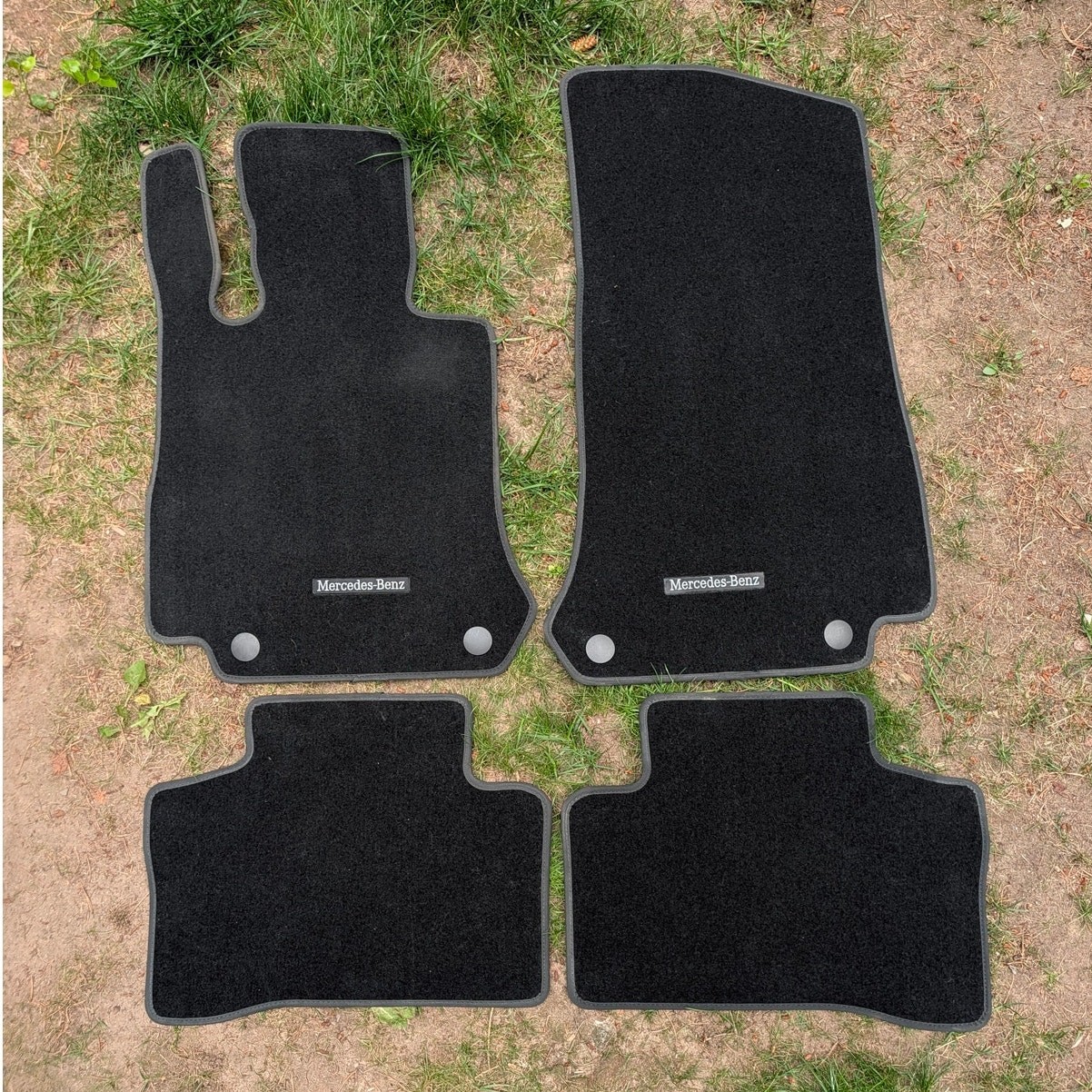 RARE OEM Mercedes-Benz GLC Floor Mats Black A25368004489J74 Genuine Sold Out