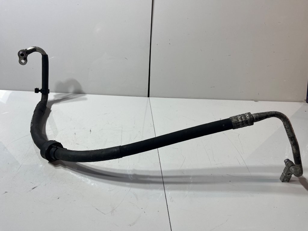 2001-2003 VW EUROVAN GLS 2.8L - AC HOSE / LINE / PIPE 7D0820721AE 2001-2003 VW EUROVAN GLS 2.8L - AC HOSE / LINE / PIPE 7D0820721AE
