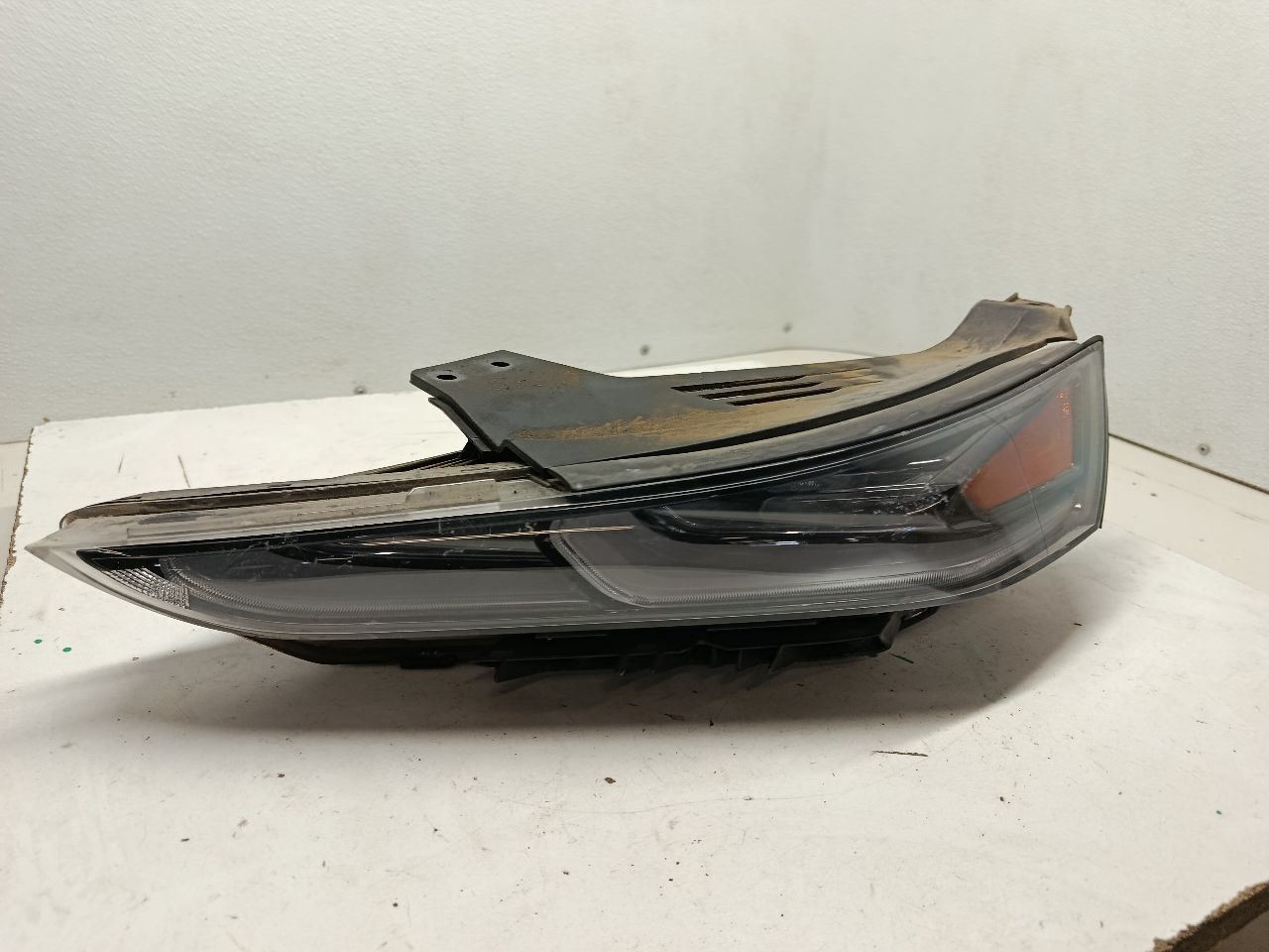Driver Corner/Park Light Daytime Running Lamps Upper Fits 19-20 SANTA FE 4136613
