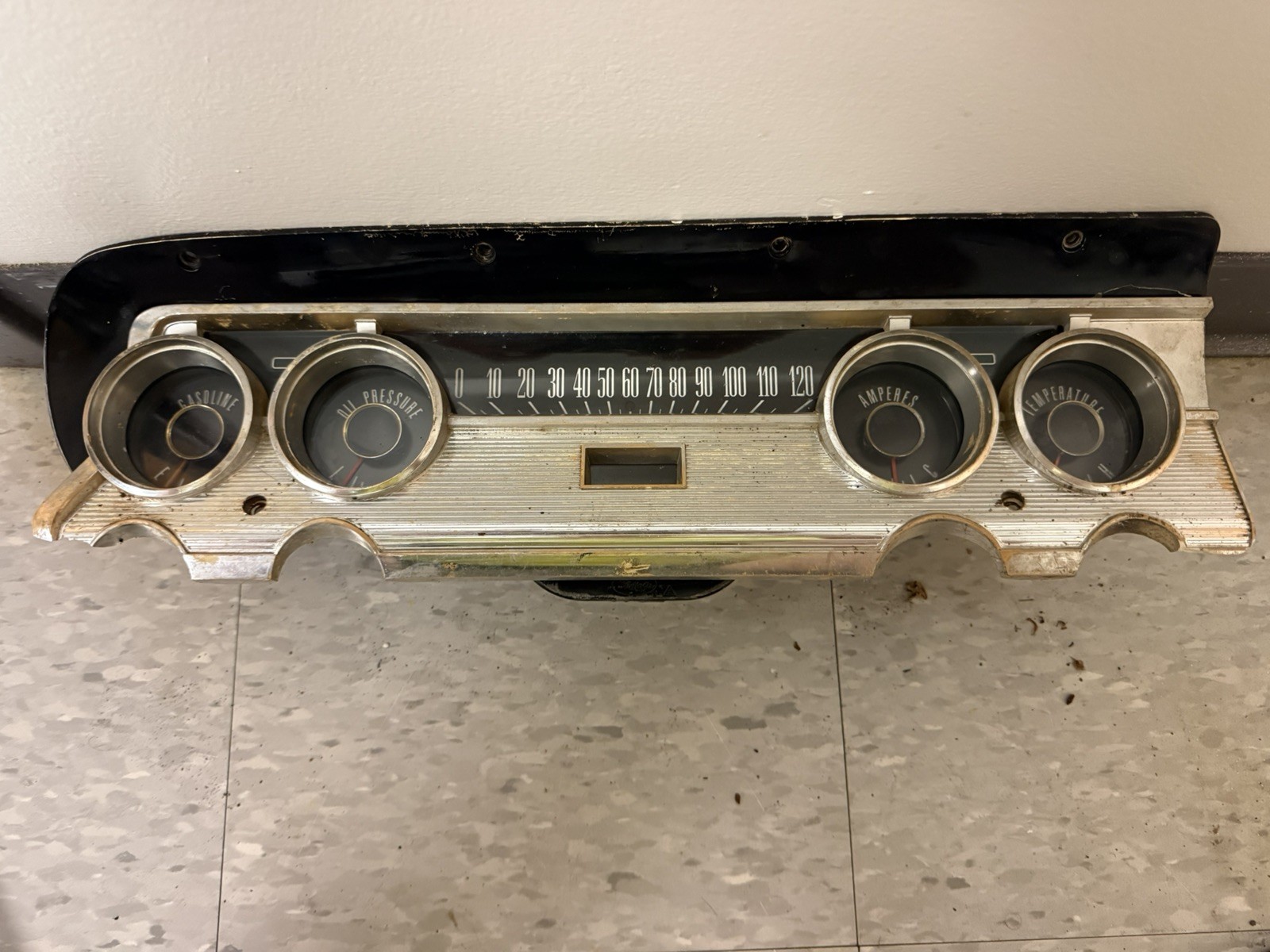 1964 Mercury Comet Gauge Cluster Instrument Cluster Speedometer OEM Bezel 1964 Mercury Comet Gauge Cluster Instrument Cluster Speedometer OEM Bezel