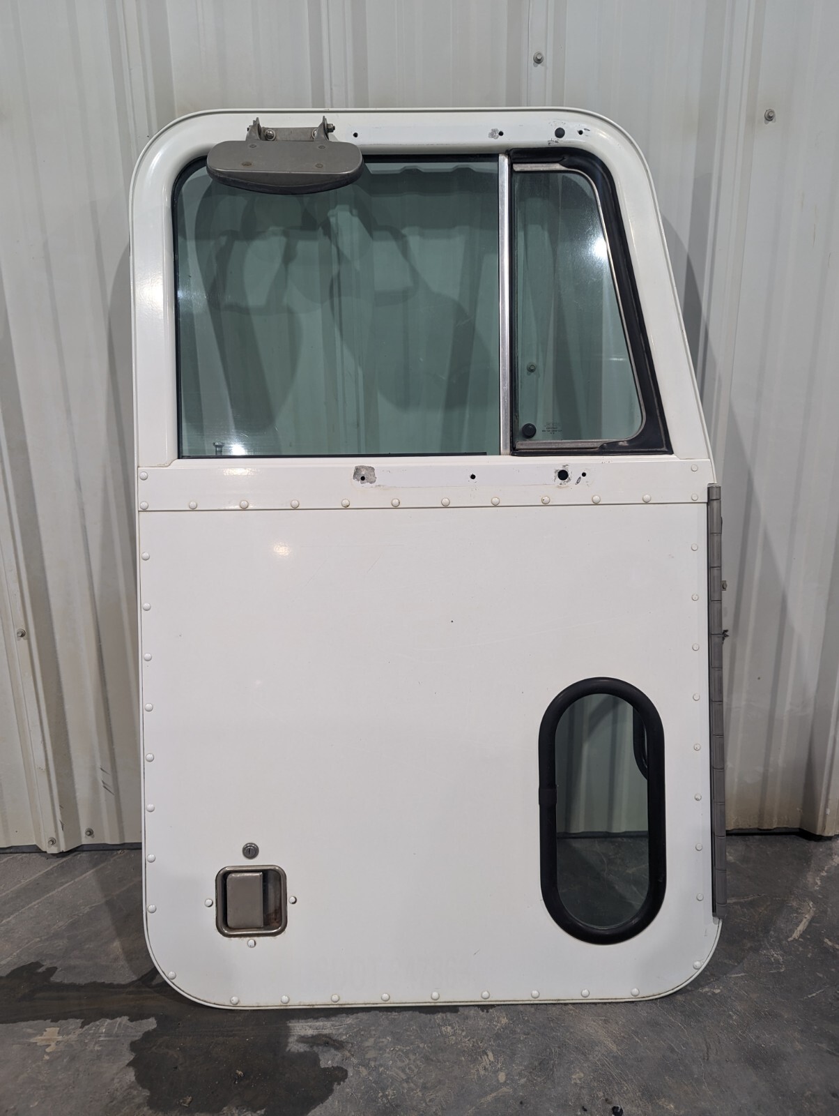 2003 Peterbilt 357 RH White Door Assembly-Used 2003 Peterbilt 357 RH White Door Assembly-Used