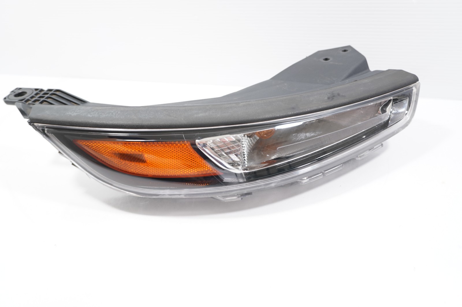 20-25 HYUNDAI VENUE RIGHT PASSENGER SIDE TURN SIGNAL LIGHT HALOGEN 92208-K2100