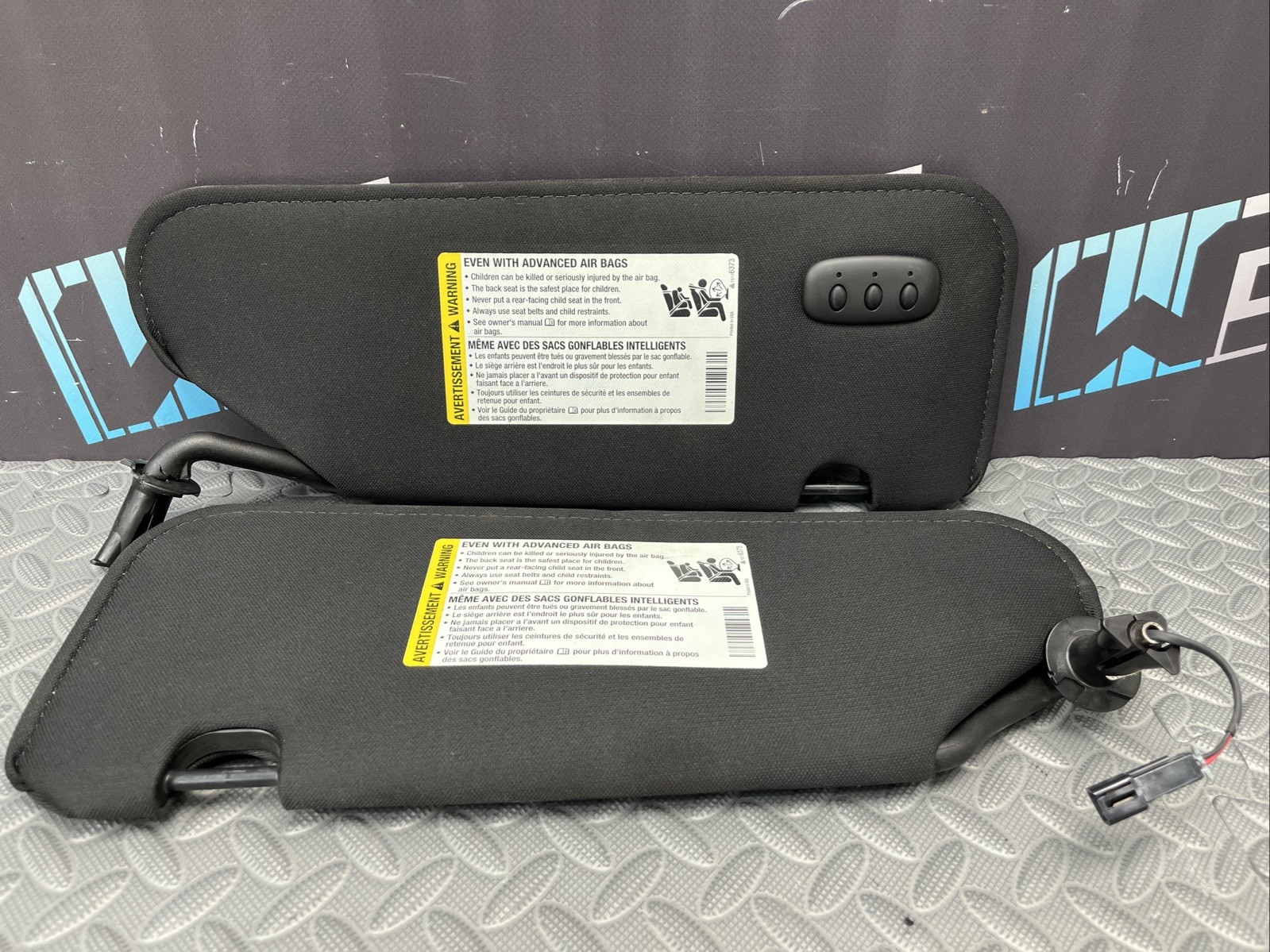 Chevrolet Corvette ZR1 Z06 C6 Sun Visor Shade Garage Door Opener Black 2005-2013