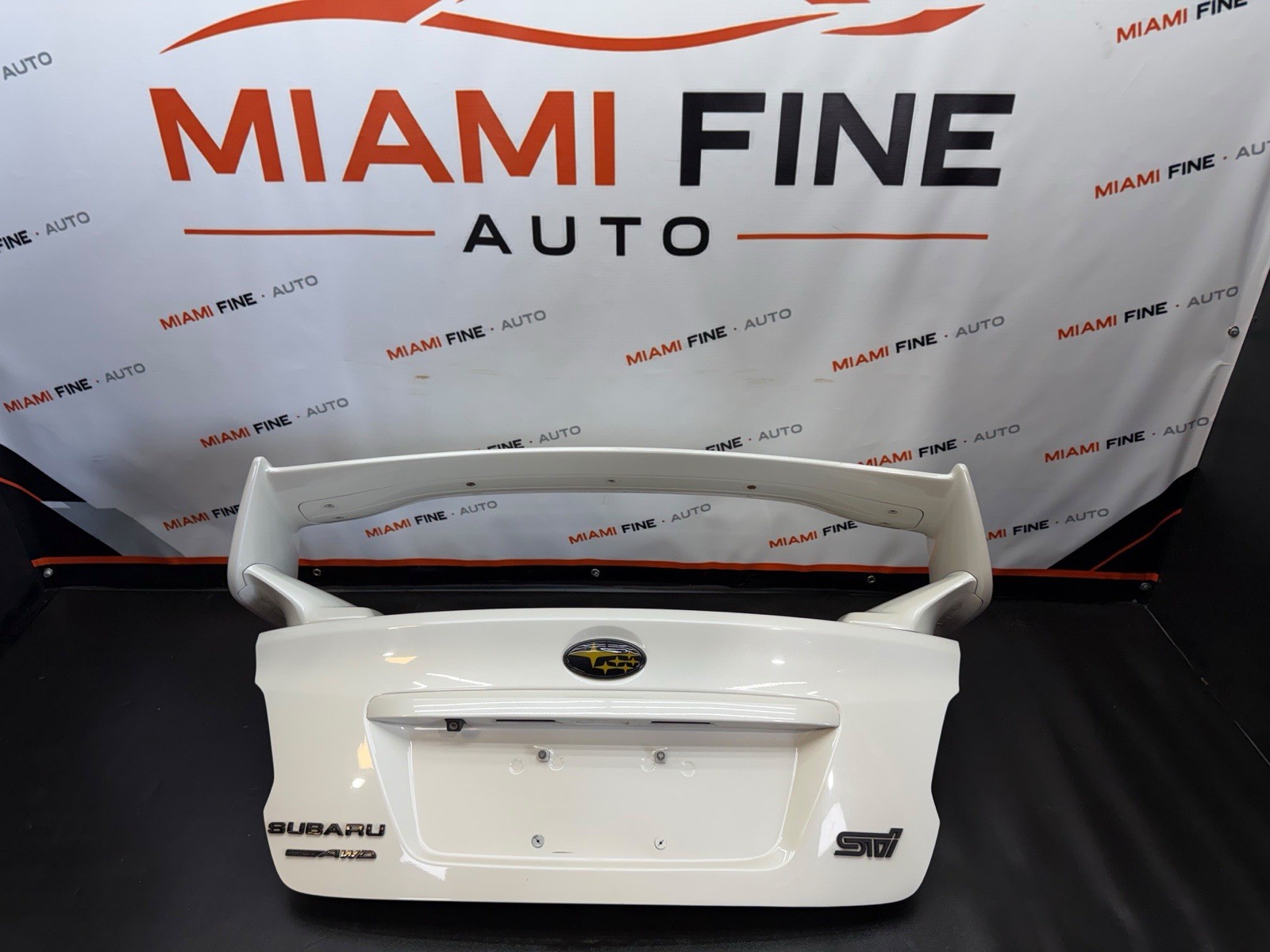 15-21 Subaru WRX STI Trunk Lid with Spoiler Wing and Backup Camera (white)