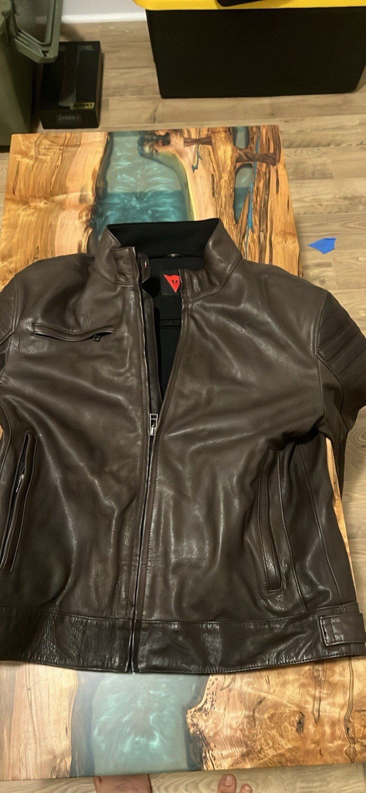Dainese Men’s Brown Leather Motorcycle Jacket withCE Level1 Shoulder &ElbowArmor Dainese Men’s Brown Leather Motorcycle Jacket withCE Level1 Shoulder &ElbowArmor