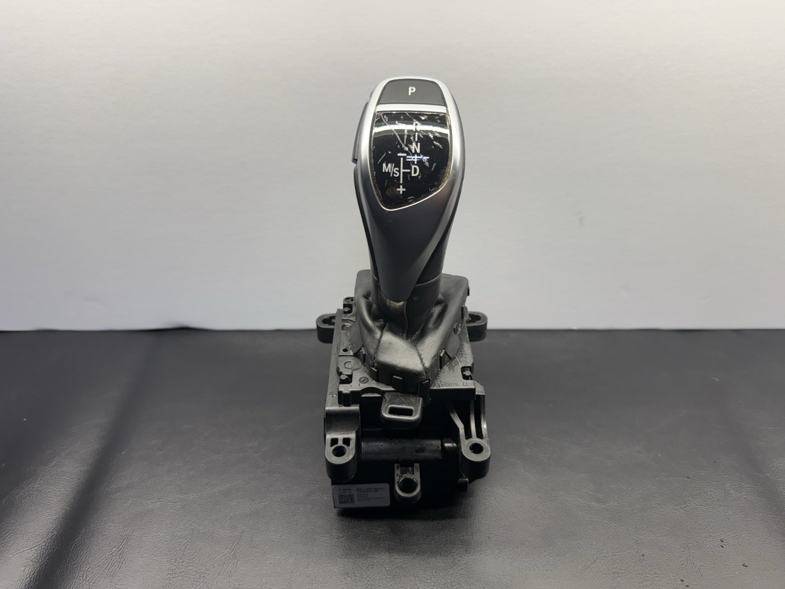 12-17 BMW 328 335 428 Transmission Auto Gear Selector Shifter Level OEM 10099971 12-17 BMW 328 335 428 Transmission Auto Gear Selector Shifter Level OEM 10099971