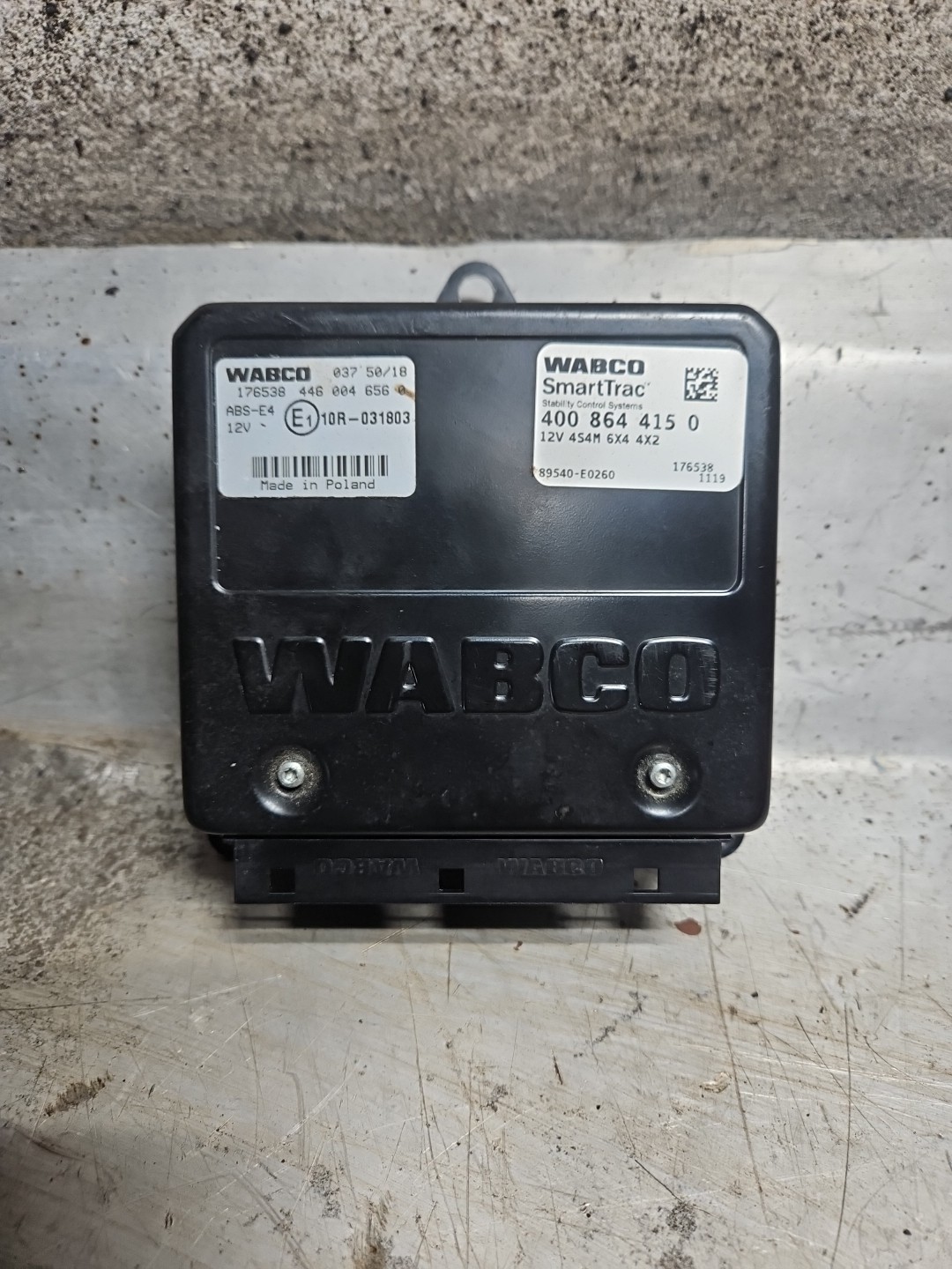HINO MERITOR WABCO SMARTTRAC ABS-E4 ELECTRONIC CONTROL UNIT ECU PN# 89540-E0260 HINO MERITOR WABCO SMARTTRAC ABS-E4 ELECTRONIC CONTROL UNIT ECU PN# 89540-E0260
