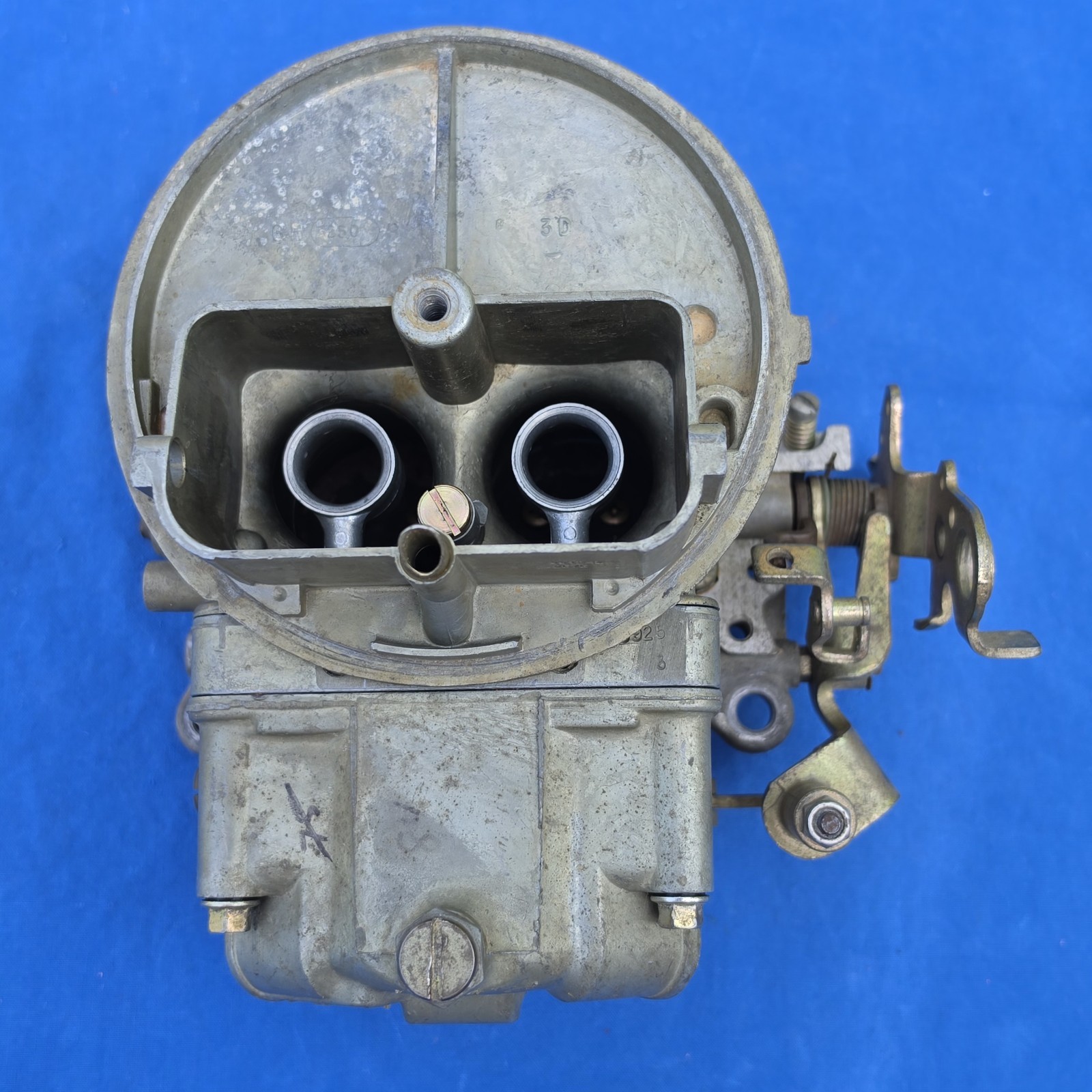 Holley 4412-2 Carburetor 2 Barrel 500 CFM Holley 4412-2 Carburetor 2 Barrel 500 CFM