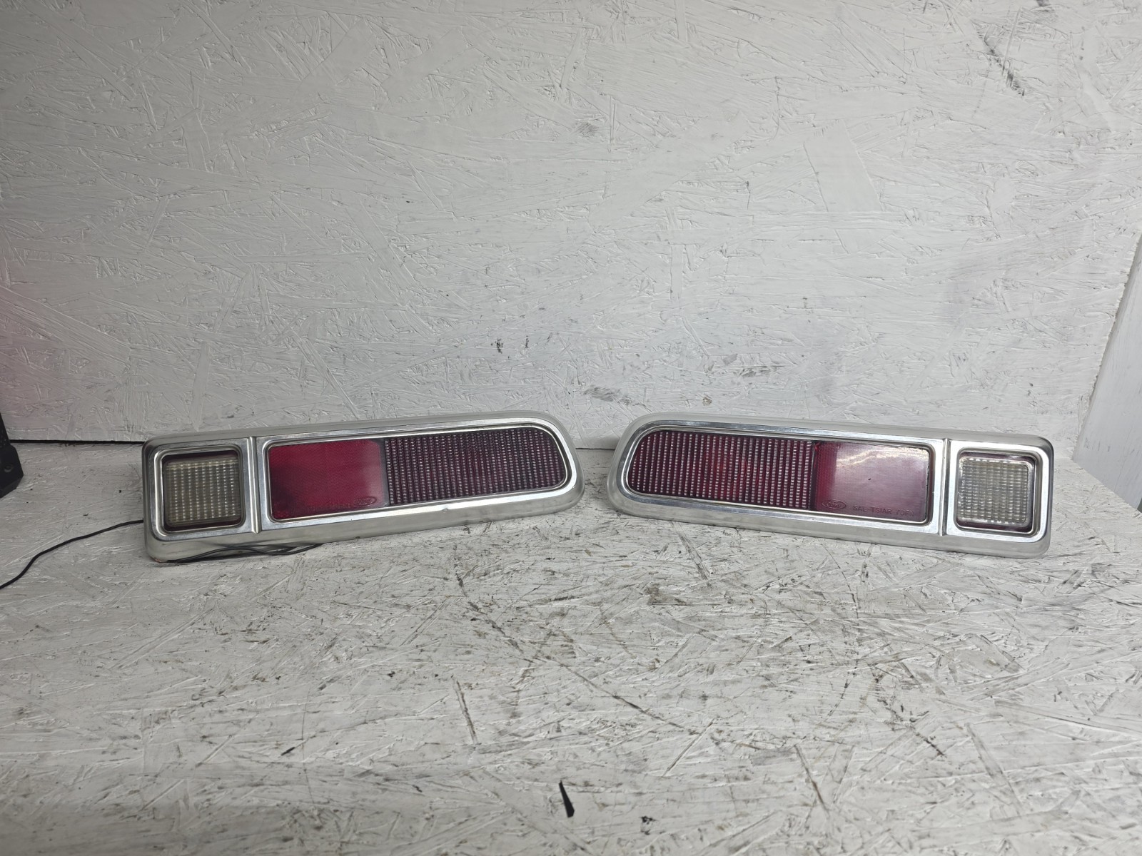 1970-1977 Ford Maverick Tail Lights Taillights Ford LH RH (Pair) OEM 70-77