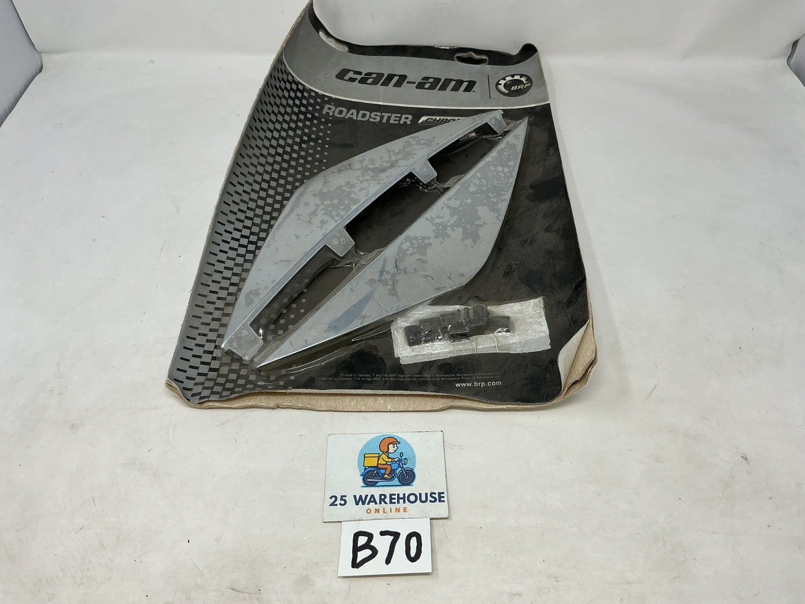 NOS Can-Am Spyder RT Air Intake Trims Prior Can Am Roadster 219400196 (b70)
