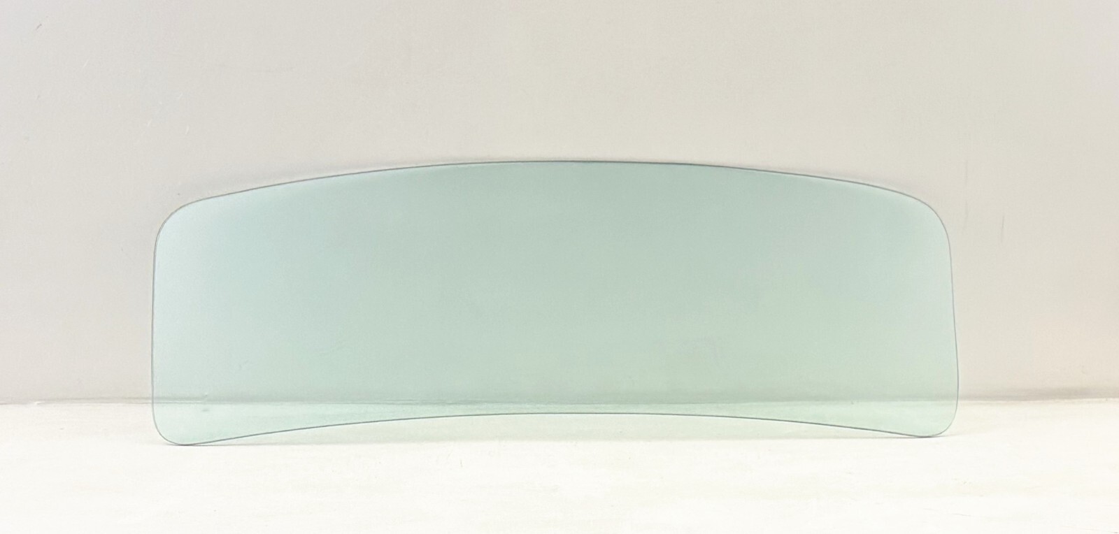 Fit 1965-1972 Volkswagen Beetle 2-Door Convertible Front Windshield Window Glass Fit 1965-1972 Volkswagen Beetle 2-Door Convertible Front Windshield Window Glass