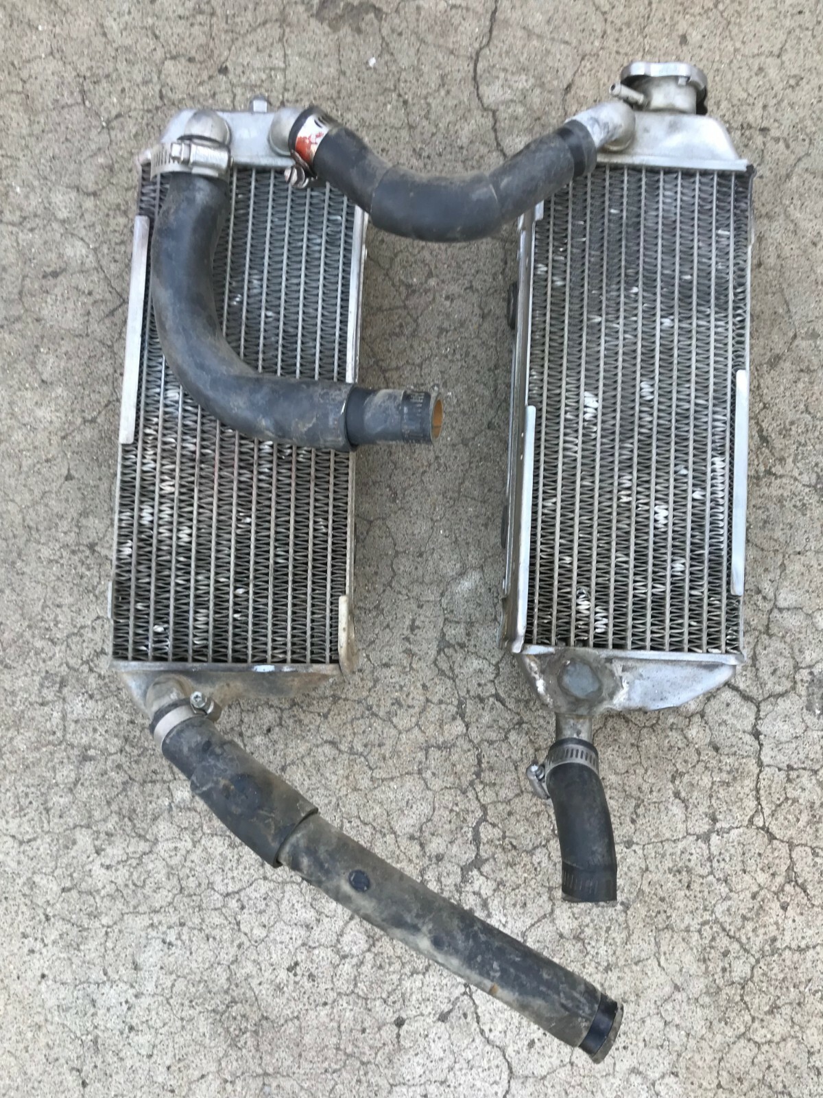 2004 04 Suzuki Drz400 Drz400s Drz 400 Radiator Set Cooling System Left Right 2004 04 Suzuki Drz400 Drz400s Drz 400 Radiator Set Cooling System Left Right