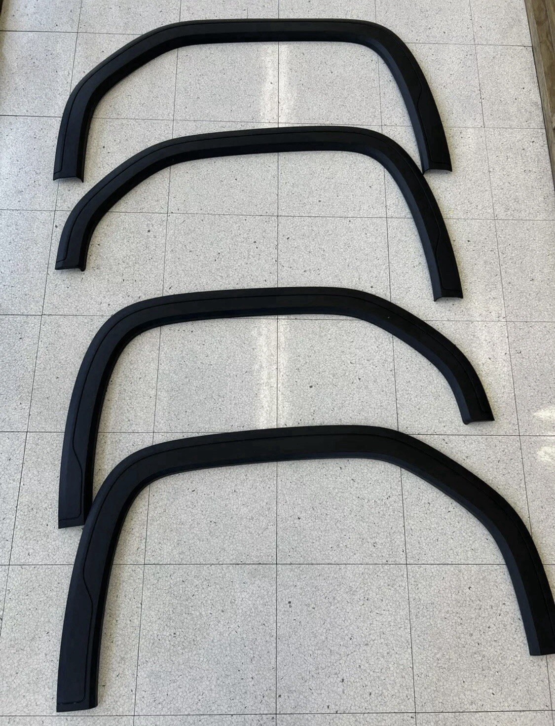 2019-2026 GMC Sierra 1500 OEM Fender Flares 2019-2026 GMC Sierra 1500 OEM Fender Flares