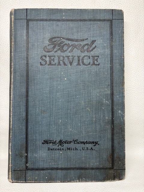 Vintage 1926 FORD Service Book Detroit Mich. USA ** 100 Years Old ** Vintage 1926 FORD Service Book Detroit Mich. USA ** 100 Years Old **